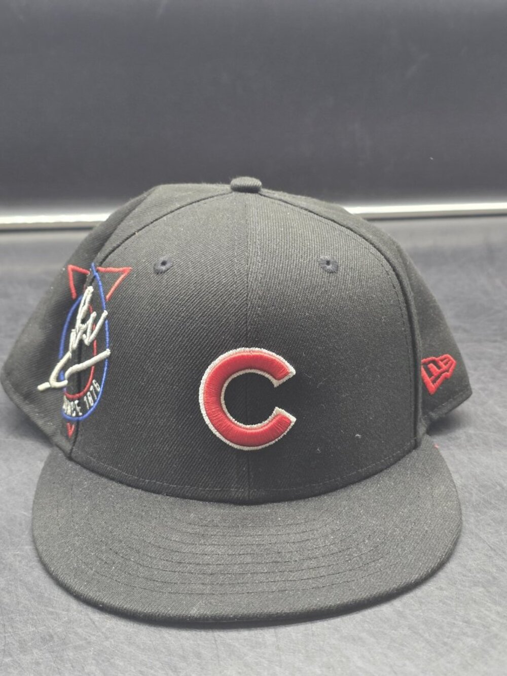 Chicago Cubs Hat Cap Fitted Mens 8 Black Red MLB Baseball New Era 59FIFTY